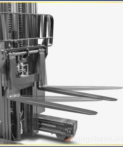 Xe nâng reach truck 1.8 tấn đứng lái chính hãng