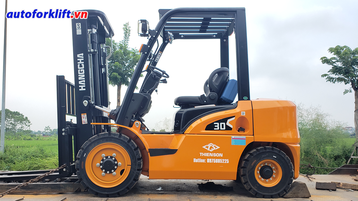 xe nâng dầu 3 tấn dòng X