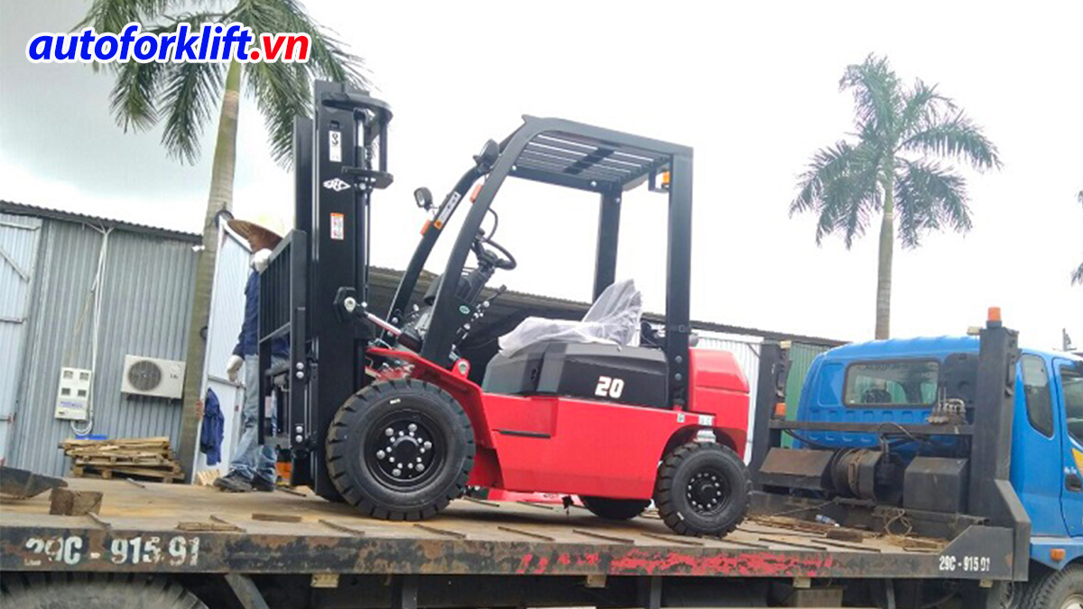 Mua xe nâng dầu 2 tấn ở đâu giá rẻ
